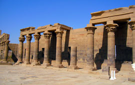 Tempel von Philae Säulengang