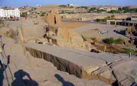 Unvollendeter Obelisk